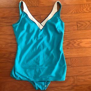 EEB: BLUE/TURQUOISE ONE PIECE SWIMSUIT WITH WHITE TRIM AT NECKLINE SIZE 16W